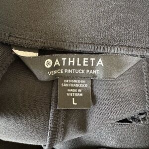 Athleta Pintuck Athleisure Pants